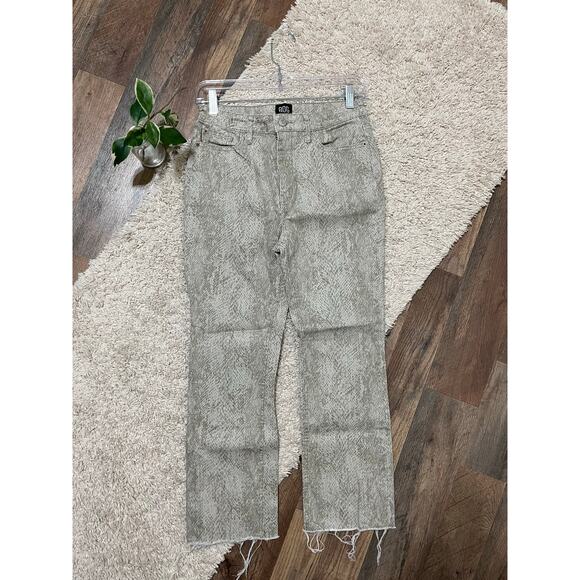 Urban Outfitters BDG Size 27 Snake Print Frayed Hem Kick Flare High Rise Jeans - Picture 1 of 7